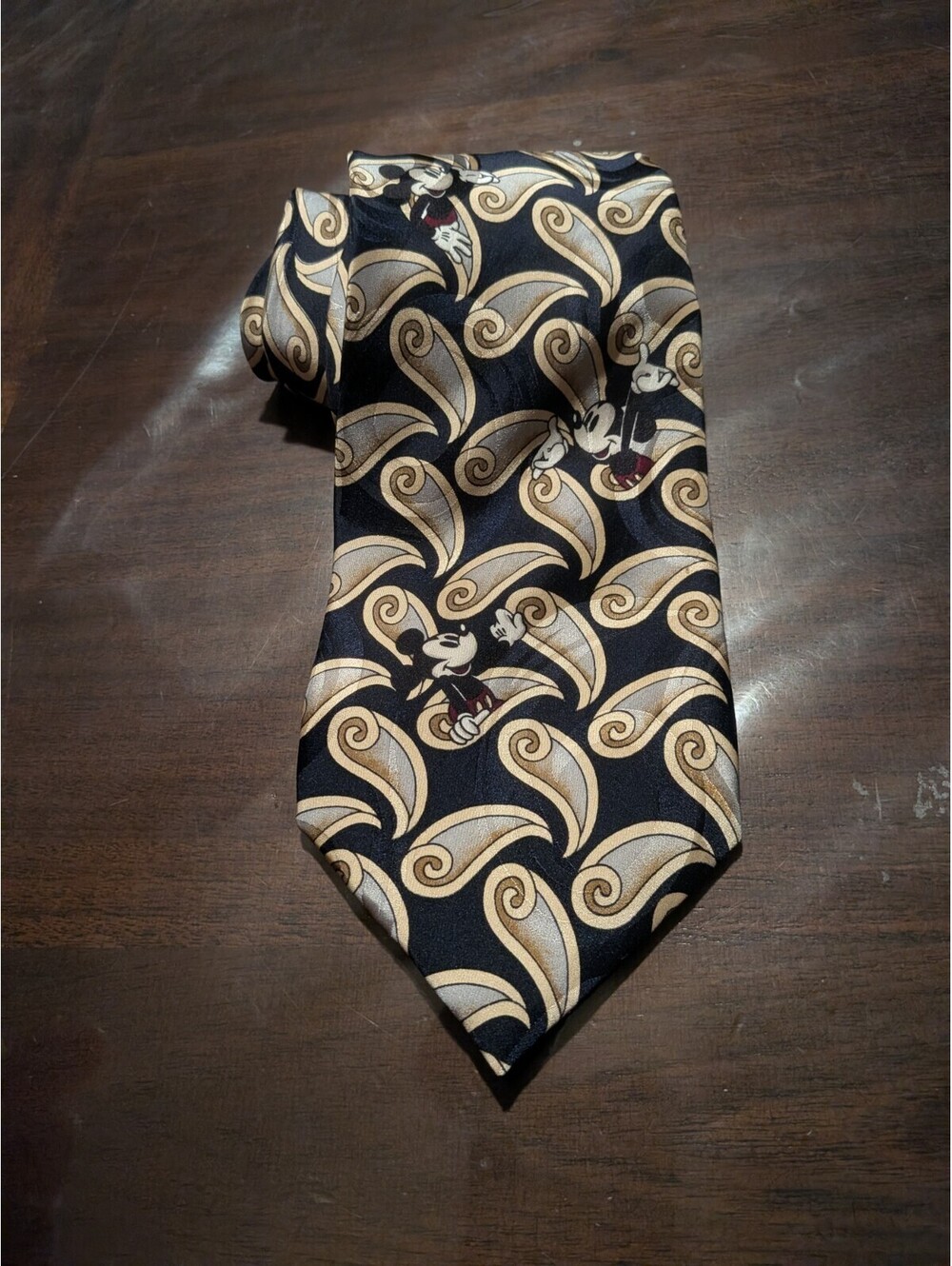Walt Disney World Men's Necktie Tie Silk Satin Black Yellow Blue Mickey Mouse 60